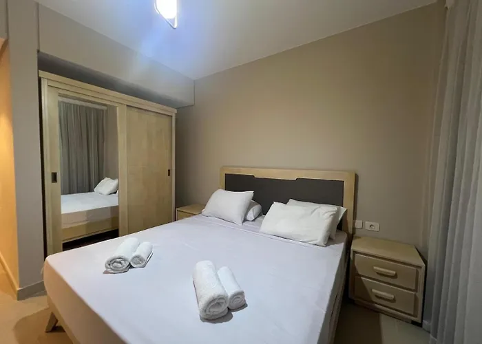 Beachside Mangroovy 1br * الغردقة